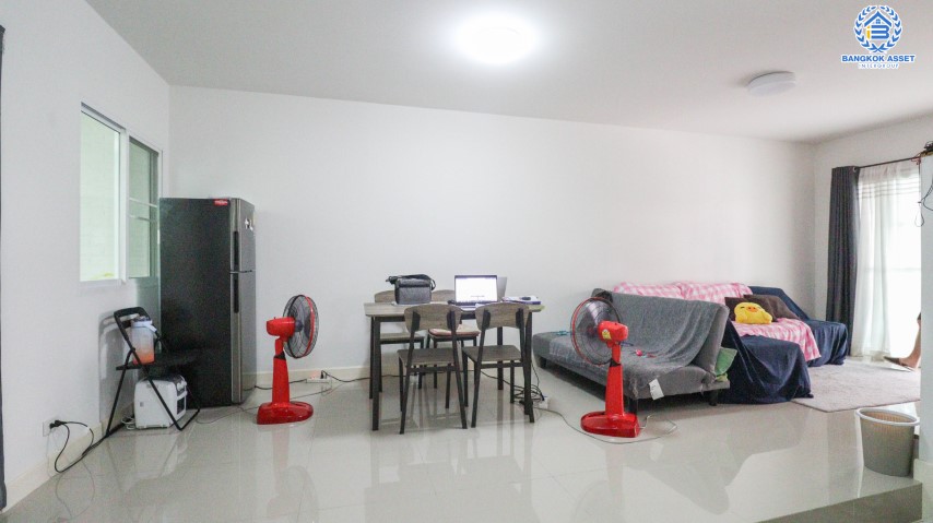 *****ทาวน์เฮ้าส์มือสองย่านนนทบุรี ม. แกรนด์พลีโน่ รัตนาธิเบศร์ คุณภาพระดับ AP Thailand เนื้อที่ 18.2 ตร.ว. ฟังก์ชัน 3 ห้องนอน 2 ห้องน้ำ 1 ที่จอดรถ บ้านใหม่พึ่งซื้อเมื่อไม่นาน บนทำเลที่เชื่อมต่อถ.ติวานนท์, ถ.รัตนาธิเบศร์, ถ.นครอินทร์, ถ.ราชพฤกษ์ ใกล้รถไฟฟ้าสายสีม่วง "สถานีบางรักน้อยท่าอิฐ"